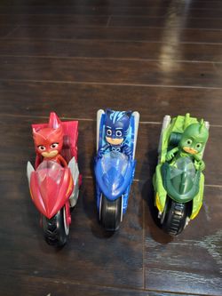 PJ MASKS FIGURES & MOTORCARS