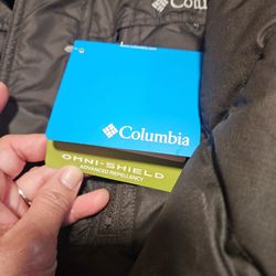 Columbia Winter Jacket For Men's Size L Authentic Brand New 