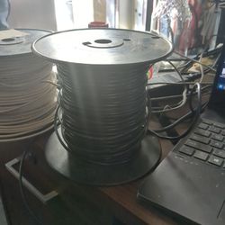 12 AWG +/- 500FT 600V OIL AND GAS RESISTANT WIRE
