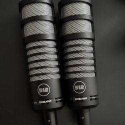 2 Limelight XLR Microphones 