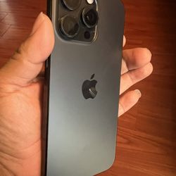 Iphone 15 Pro Max 256GB Black Titanium Unlocked 