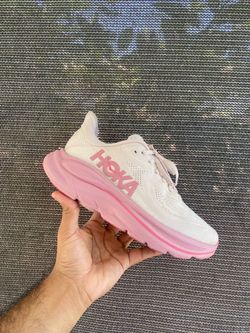 HOKA Clifton 10, Rose Cream Dried