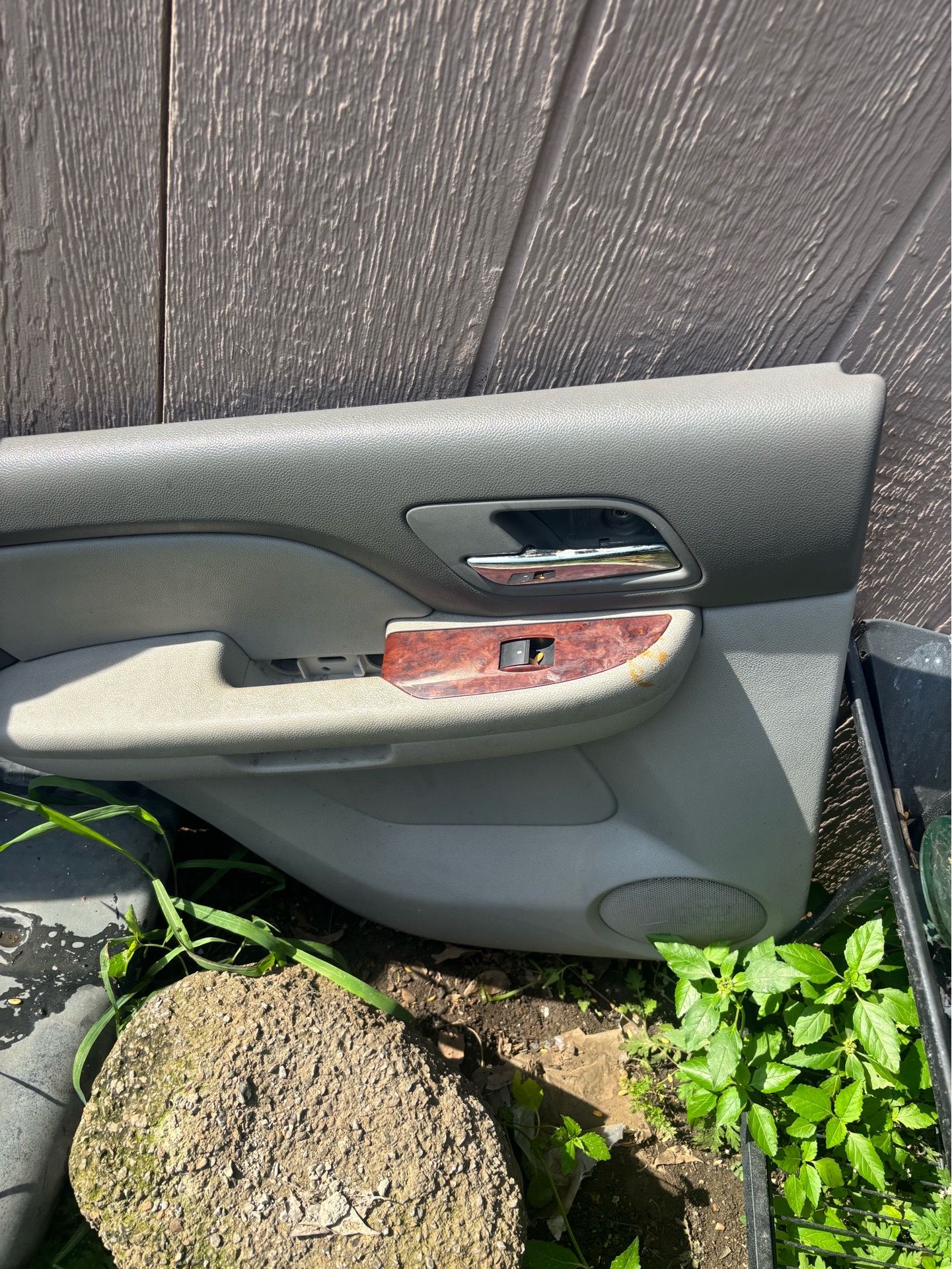 Rear door panels Chevy Tahoe ,gmc 2007-2013