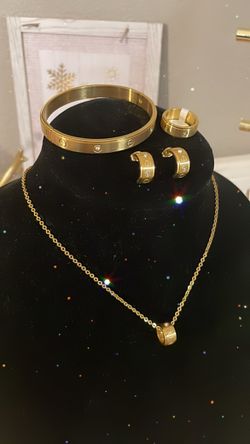 Women Set