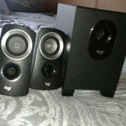 Logitech Speakers 