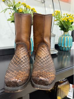 Cuadra Maple Laser & Woven Narrow Square Toe Boots