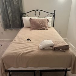 Full Size Metal Bed Frame 