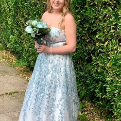 Prom Dress Size 8 Strapless Light Blue Gown With Built-in Extra Support Bra