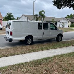 2006 Ford E-350