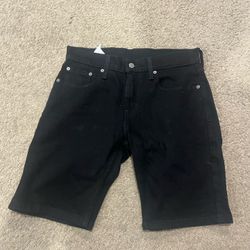 Levi Jorts