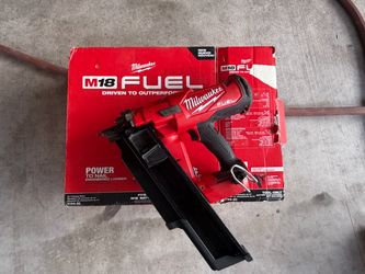 M18 21’ Framing Nailer