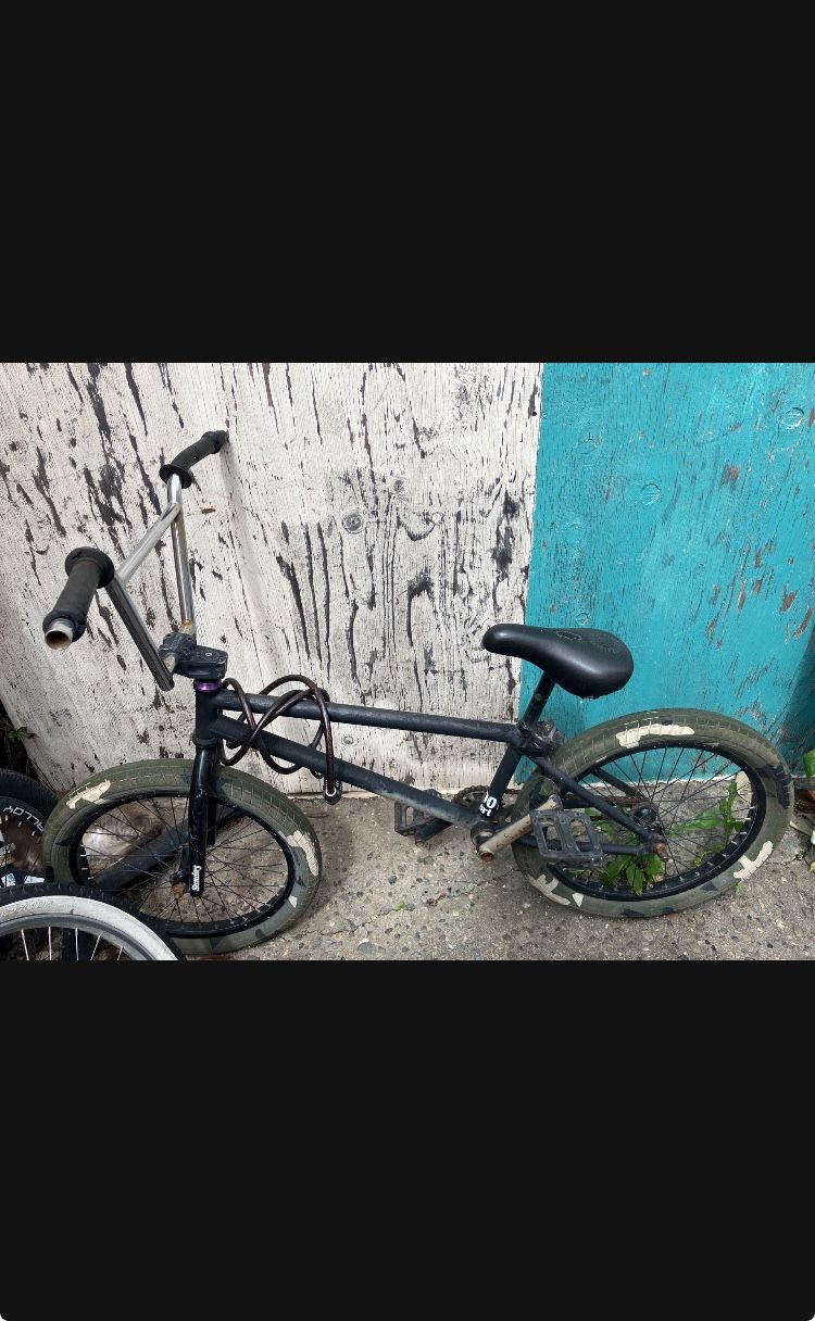 Bike/Bicicleta