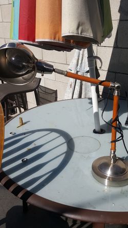 Adjasteble desk lamp