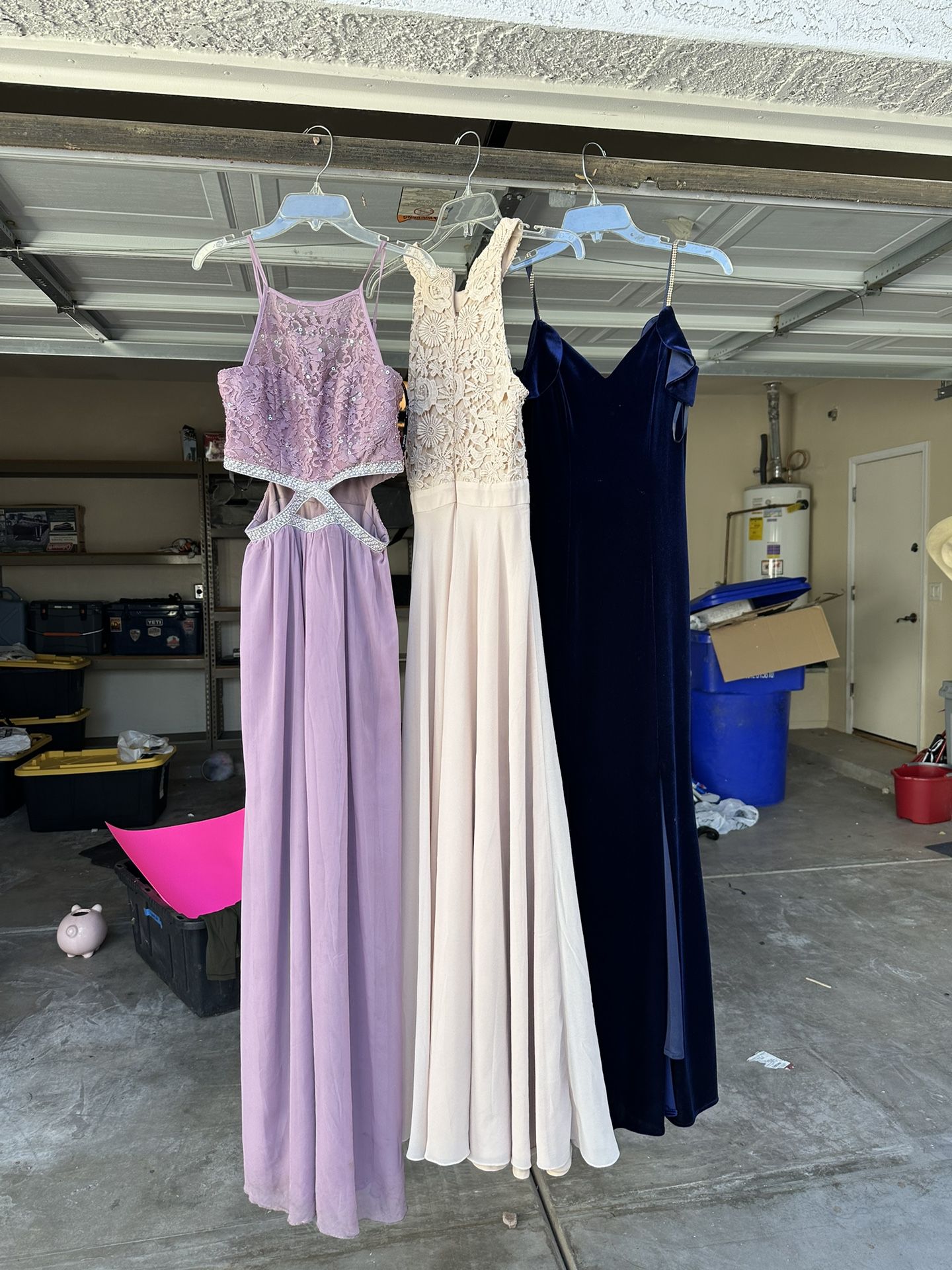 Wedding/Prom Dresses
