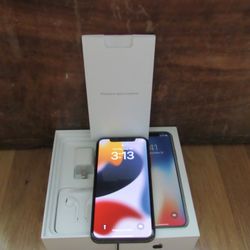 Pristine, Unlocked, Like-New, Complete iPhone X 256GB