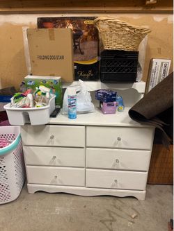 Dresser vanity