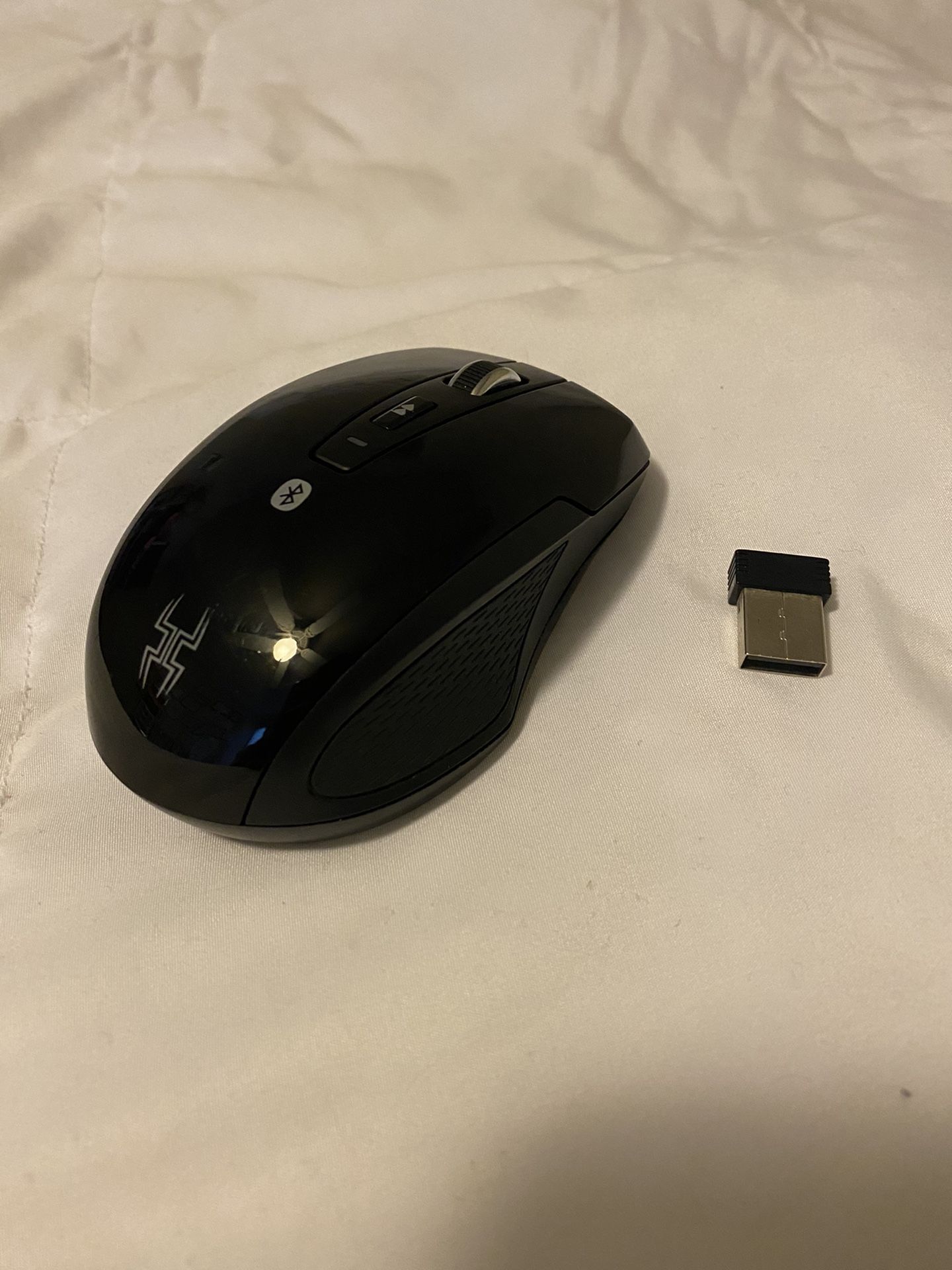 Wireless Blackweb Bluetooth Mouse / Se habla español
