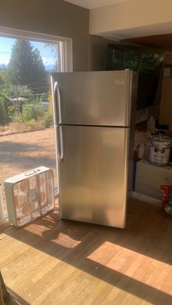 Frigidaire refrigerator
