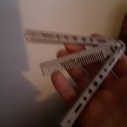 Butterfly Comb