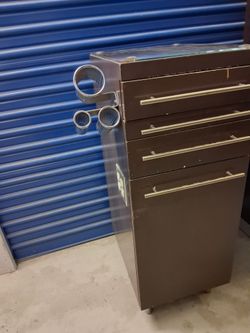 Salon styling  station  $ 80  each