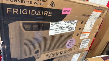 12000 btu ac unit window (550sqft ) brand new in box $489