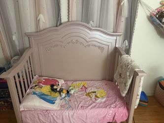 Baby Crib- Twin Bed