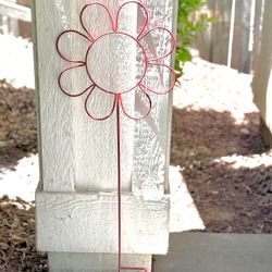 New Yard Garden Red Flower Decor