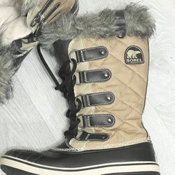 Sorel Women’s Boots