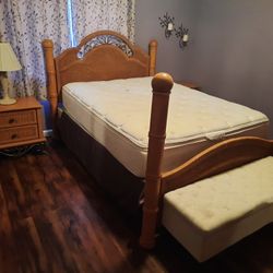 Bedroom Set with nightstands, dresser and mirror 