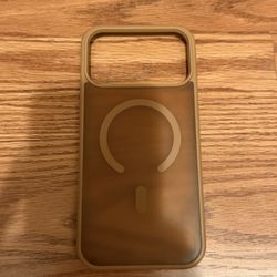 Iphone 17 pro max brown case