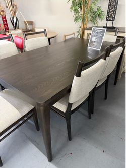 Dining set same day delivery no money down no credit need o% interest