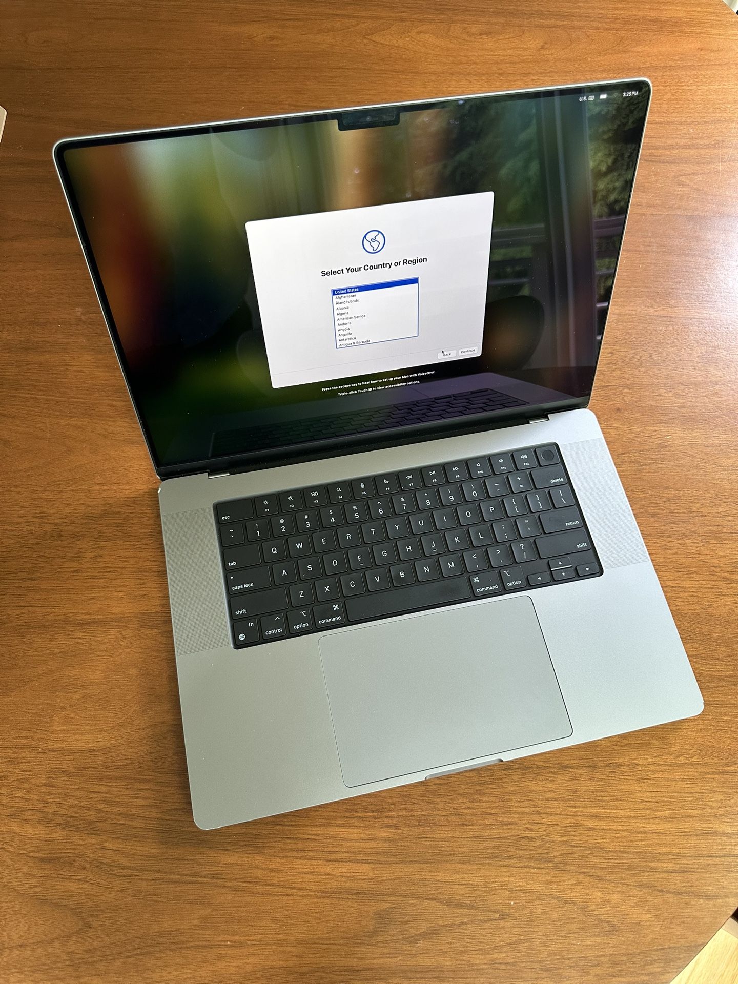 Apple MacBook Pro 16 (2021) M1 Pro With 10-core CPU And 16-Core GPU 16GB Ram 512GB SSD Space Gray