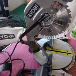 Compound Miter Saw 