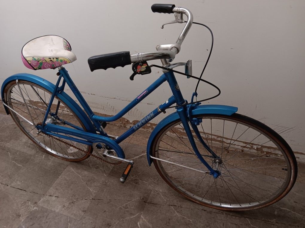 Vintage Schwinn Collegiate Bicycle