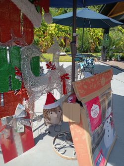 All Christmas decor in the picture 150