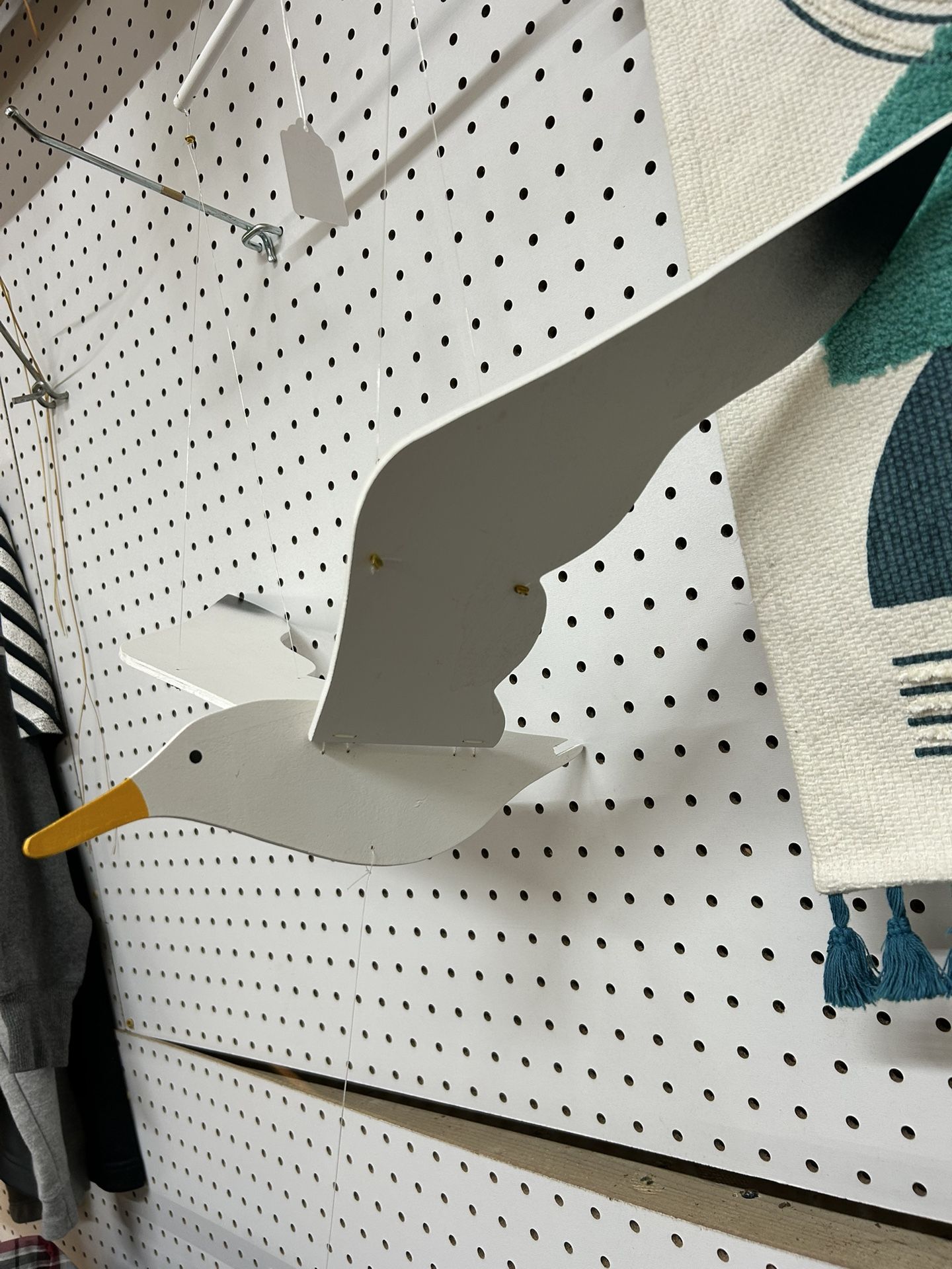 Wooden Hanging Flying Flapping Wing Seagull Hanging Home or Yard Decoration