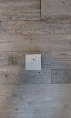 Apple AirPods 4 with Active Noise Cancellation — New in Box