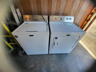 Maytag Washer and Dryer Set