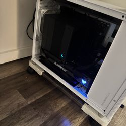 High-End Custom-Built Gaming & Productivity PC – PERFECT Condition – Built with ALL Premium Parts