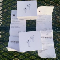 Everything’s in good condition never been open. Good deal.