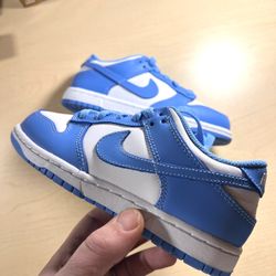 NIKE DUNK LOW (PS) UNC UNIVERSITY BLUE SIZE. 1 YOUTH.  CW1588-103 BRAND NEW !!!!