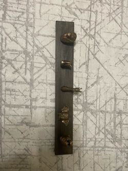 Wall rack