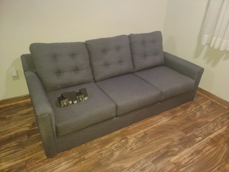 Regular Couch (Slumberland)