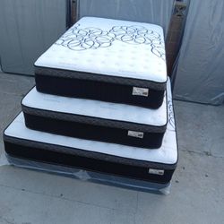 🟦queen Size Pillow Top Mattress 12" Thick 