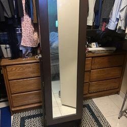 Standup Mirror Jewelry Box