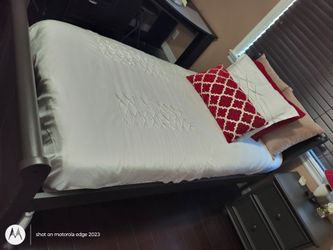 BEAUTIFUL PLEATED BED DUVET COVET AND SHEET SET TWIN