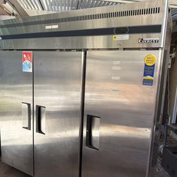 Conejelador casi nuevo comercial