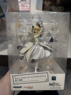 Fate Saber Lily Figure 