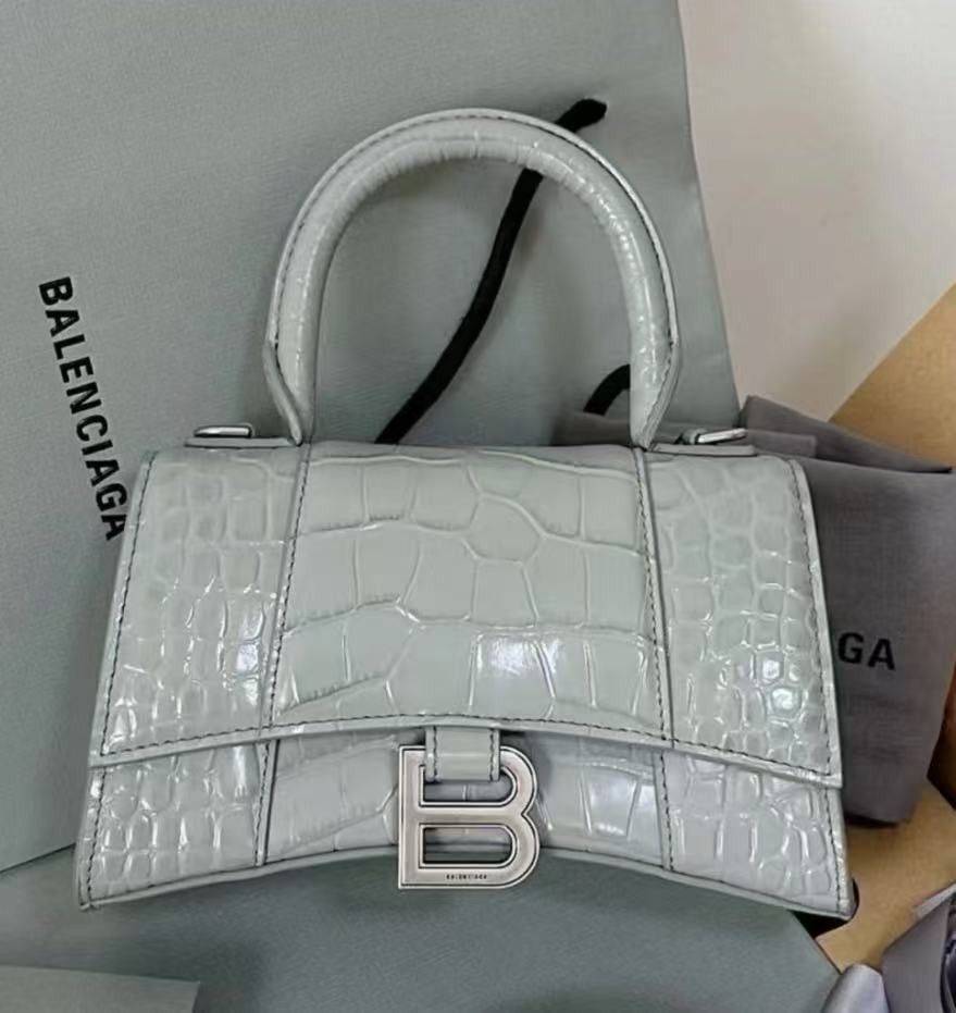 Crocodile pattern lock closure cowhide hourglass bag shoulder bag crossbody bag handbag extra small size women's ivory gray