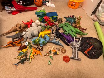 Dinosaur toys and play mats